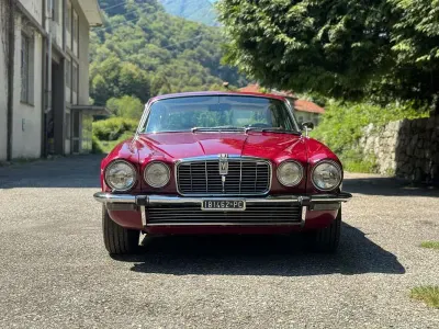 Usata Jaguar XJ12 254 CV (186 kW) 1973 Rosso Berlina