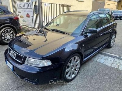 Usata Audi RS4 Ambiente 381 CV (280 kW) 2001 Blu/azzurro Station wagon