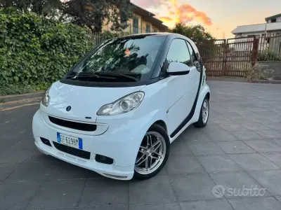 Usata Smart ForTwo Coupé Brabus 54 CV (39 kW) 2010 Bianco Coupé