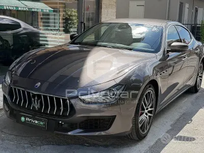 Usata Maserati Ghibli 250 CV (183 kW) 2018 Grigio Berlina