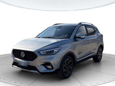 Usata MG ZS Luxury 106 CV (77 kW) 2024 Argento SUV