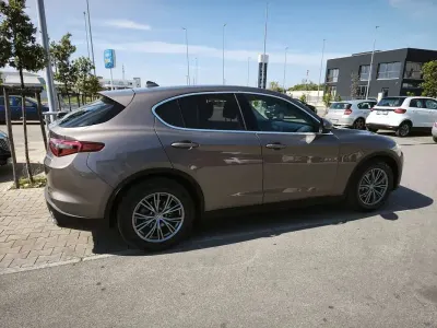 Usata Alfa Romeo Stelvio Business 179 CV (131 kW) 2018 SUV