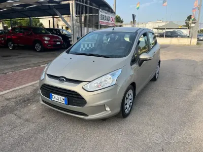 Usata Ford B-MAX Titanium 95 CV (69 kW) 2013 Marrone Monovolume