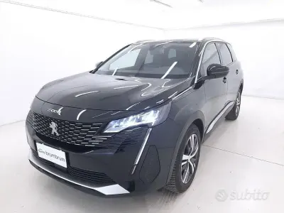 Usata Peugeot 5008 Allure 131 CV (96 kW) 2021 Nero SUV