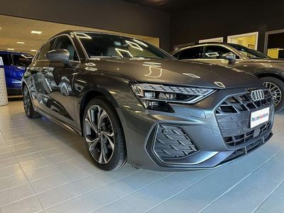 Usata Audi A3 S-Line 150 CV (110 kW) 2024 Grigio scuro Berlina