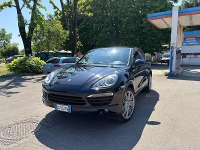 Usata Porsche Cayenne 379 CV (278 kW) 2011 Nero SUV
