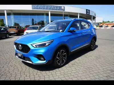 Usata MG ZS Luxury 106 CV (77 kW) 2024 Blu SUV