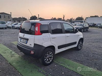 Usata Fiat Panda 4x4 80 CV (58 kW) 2017 Bianco Utilitaria