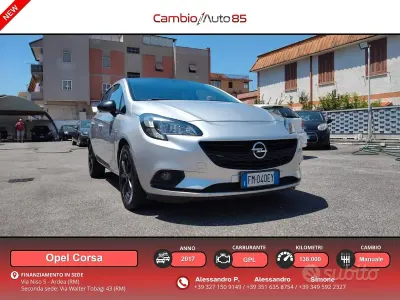 Usata Opel Corsa 90 CV (66 kW) 2017 Grigio Utilitaria