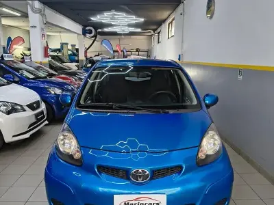 Usata Toyota Aygo 68 CV (50 kW) 2011 Blu Utilitaria