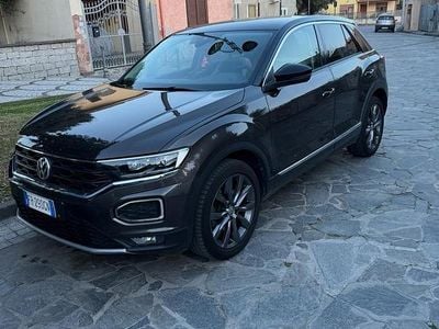 Usata VW T-Roc 150 CV (110 kW) 2018 SUV