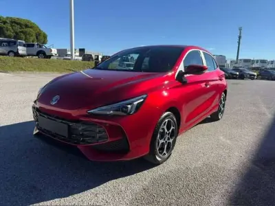 Nuova MG MG3 Comfort 116 CV (85 kW) 2026 Rosso Utilitaria