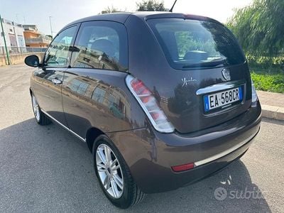 Usata Lancia Ypsilon 77 CV (56 kW) 2010 Marrone Utilitaria