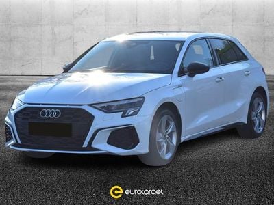 Usata Audi A3 e-tron S-Line 245 CV (180 kW) 2022 Bianco metallizzato Utilitaria