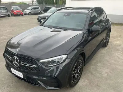 Usata Mercedes GLC220 AMG Line Premium 197 CV (144 kW) 2024 Nero metallizzato Coupé