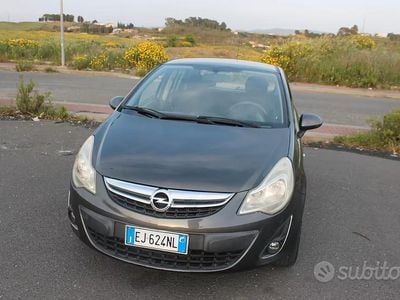 Occasion Opel Corsa Cosmo 86 ch (63 kW) 2011 Gris Citadine