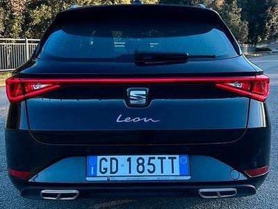 Usata Seat Leon 131 CV (96 kW) 2020 Nero Station wagon