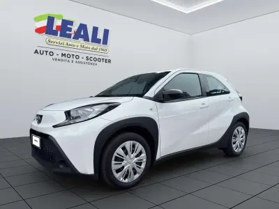 Usata Toyota Aygo X Active 72 CV (52 kW) 2023 Bianco SUV