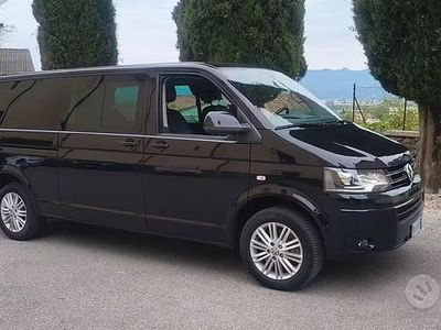 Begagnad VW Multivan 180 HK (132 kW) 2014 Svart Minibuss