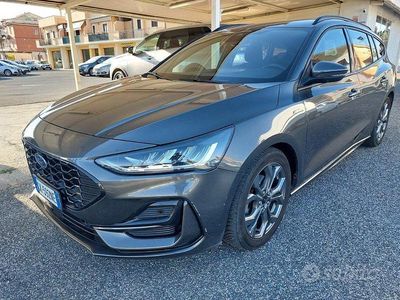 Usata Ford Focus ST-Line 120 CV (88 kW) 2022 Grigio Station wagon