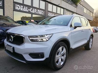 Usata Volvo XC40 Momentum 163 CV (119 kW) 2019 Grigio SUV