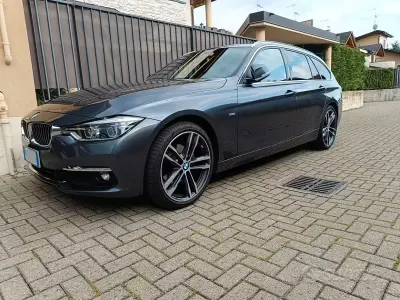 Käytetty BMW 320 Luxury Line 190 HP (139 kW) 2018 Harmaa Farmari