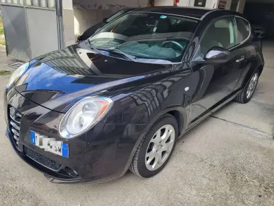 Usata Alfa Romeo MiTo Distinctive 120 CV (88 kW) 2010 Marrone Utilitaria