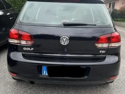 Usata VW Golf VI 105 CV (77 kW) 2011 Nero Utilitaria