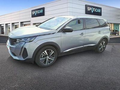 Begagnad Peugeot 5008 Allure 131 HK (96 kW) 2024 Grå SUV