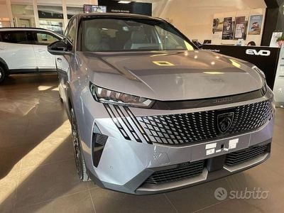 Usata Peugeot 3008 GT 136 CV (100 kW) 2025 Grigio SUV
