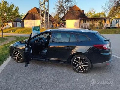 Usata Renault Mégane GrandTour Bose Edition 140 CV (102 kW) 2012 Nero Station wagon