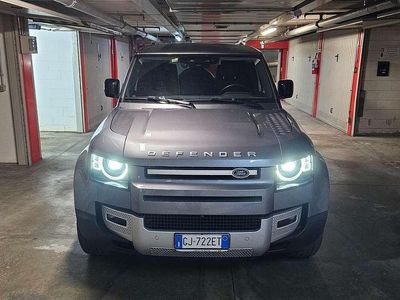 Usata Land Rover Defender HSE 249 CV (183 kW) 2022 Grigio SUV