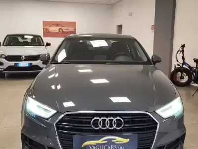 Usata Audi A3 Design 116 CV (85 kW) 2019 Grigio Berlina