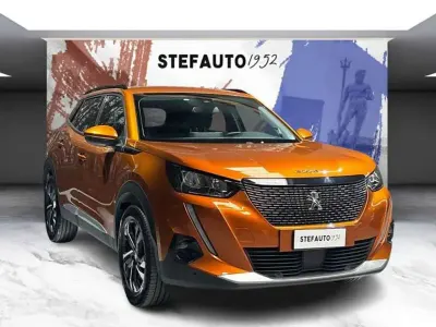 Usata Peugeot 2008 Allure 131 CV (96 kW) 2020 Orange power SUV