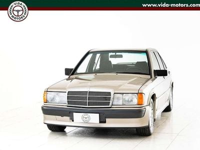 Usata Mercedes 190 185 CV (136 kW) 1988 Argento Berlina