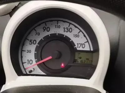 Gebraucht Peugeot 107 68 PS (50 kW) 2009 Gelb Kleinwagen