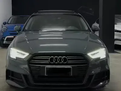 Usata Audi A3 S-Line 150 CV (110 kW) 2019 Grigio Berlina