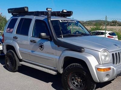 Usata Jeep Cherokee 80 CV (58 kW) 2004 Grigio SUV