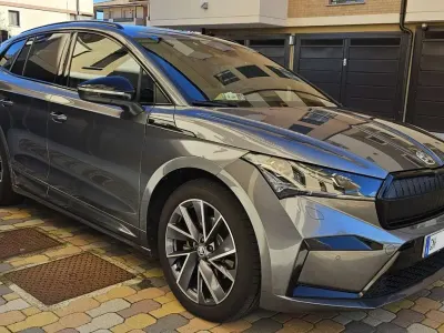 Usata Skoda Enyaq iV SportLine 69 kW (95 CV) 2023 Grigio SUV