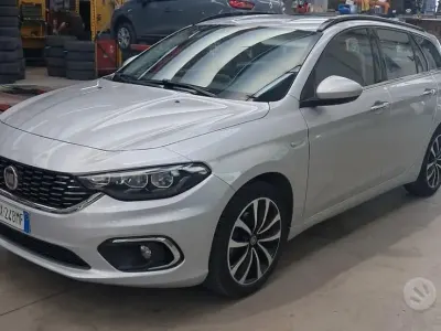 Usata Fiat Tipo Lounge 120 CV (88 kW) 2019 Grigio Station wagon