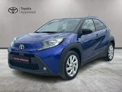 Usata Toyota Aygo X Trend 72 CV (52 kW) 2022 Blu SUV