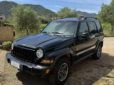 Usata Jeep Cherokee Sport 163 CV (119 kW) 2006 SUV