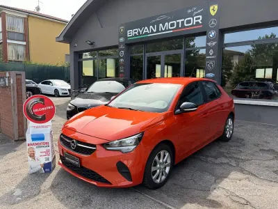 Usata Opel Corsa Edition 102 CV (75 kW) 2022 Arancione Utilitaria
