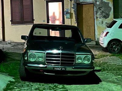 Mercedes E200