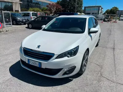Usata Peugeot 308 Allure 120 CV (88 kW) 2016 Bianco Station wagon