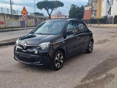 Usata Renault Twingo LIMITED 70 CV (51 kW) 2017 Nero Utilitaria