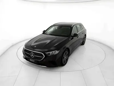 Usata Mercedes E200 Advanced 163 CV (119 kW) 2025 Nero Station wagon