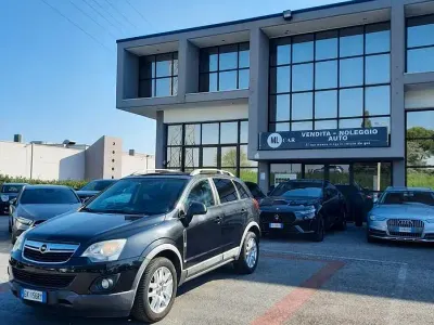 Usado Opel Antara Cosmo 163 CV (119 kW) 2012 Negro SUV