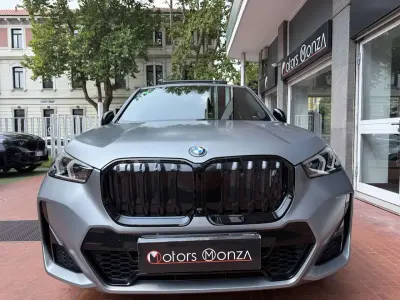 Usata BMW iX1 M Sport 103 kW (141 CV) 2023 Grigio SUV