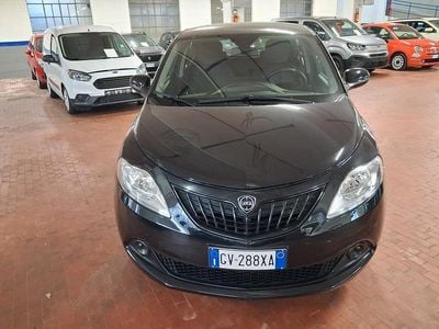Usata Lancia Ypsilon Silver 69 CV (50 kW) 2024 Nero Utilitaria